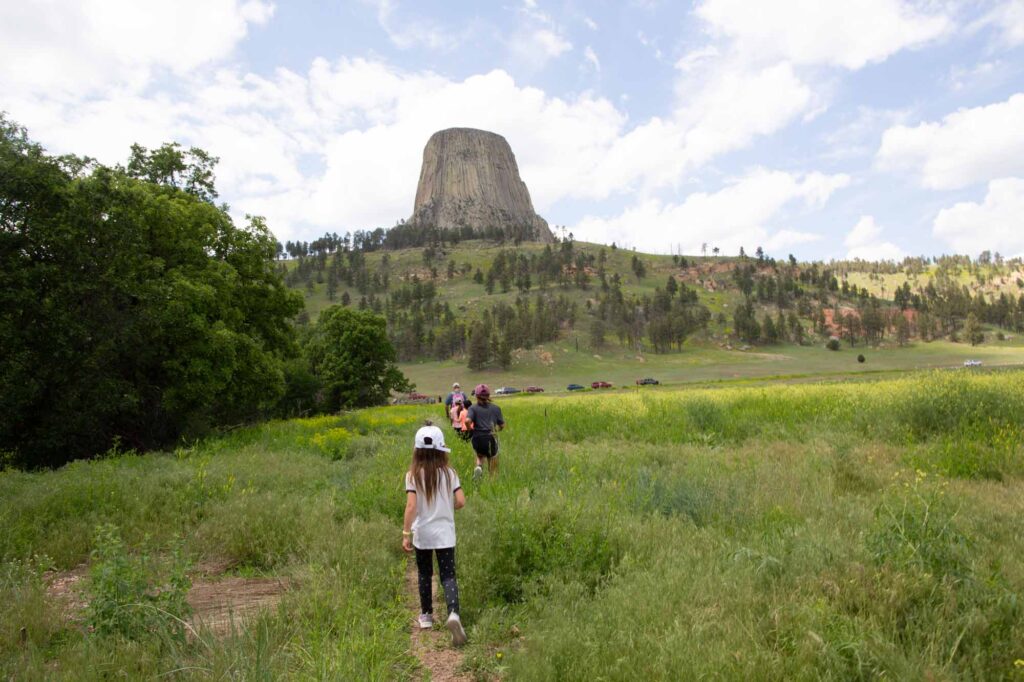 devils tower stop on the way to yellowstone road trip