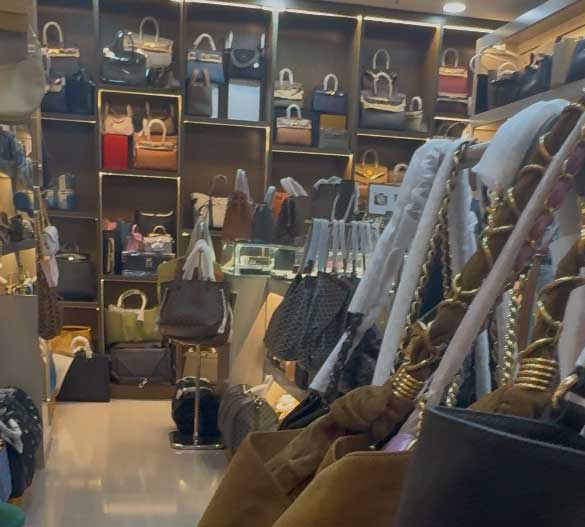 Beijing silk road purse backdoor entry for fake or counterfeit goods