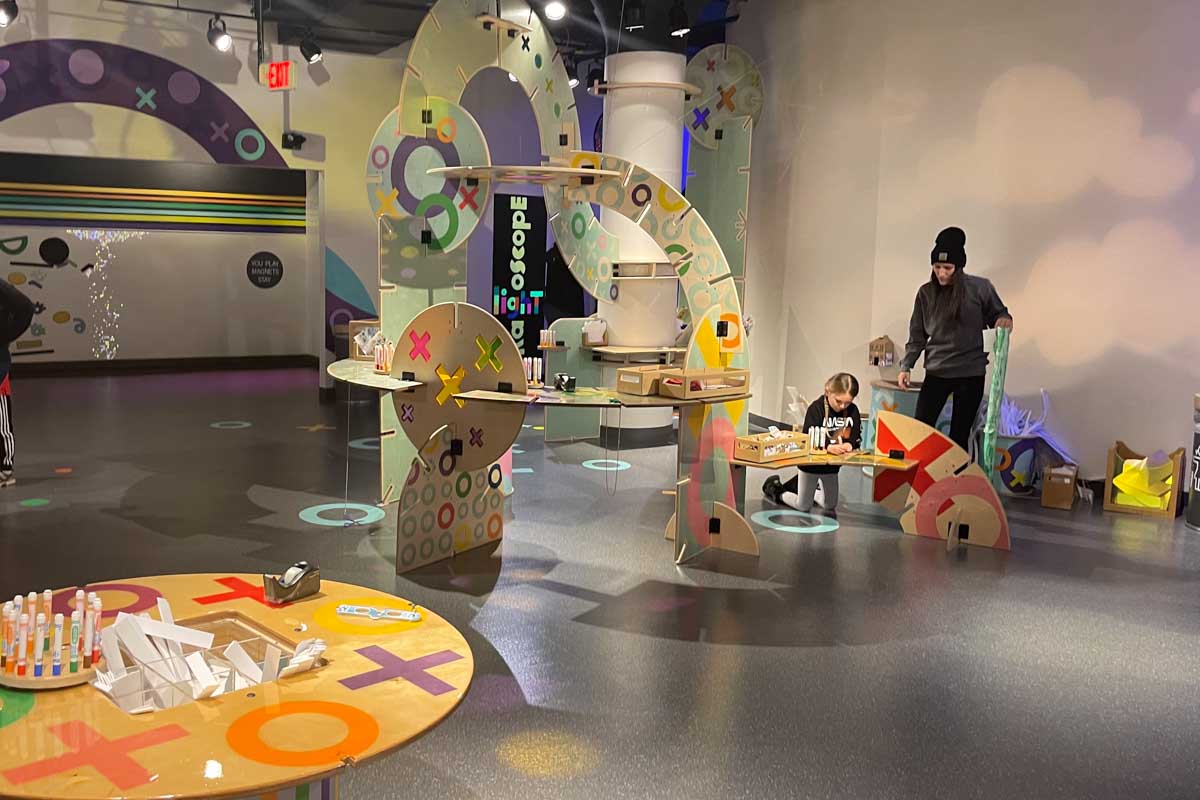 11 Awesome Tips for Visiting Kaleidoscope (Hallmark) in Kansas City